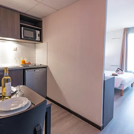 Zenitude Hotel-residences Gare Aparthotel 3*
